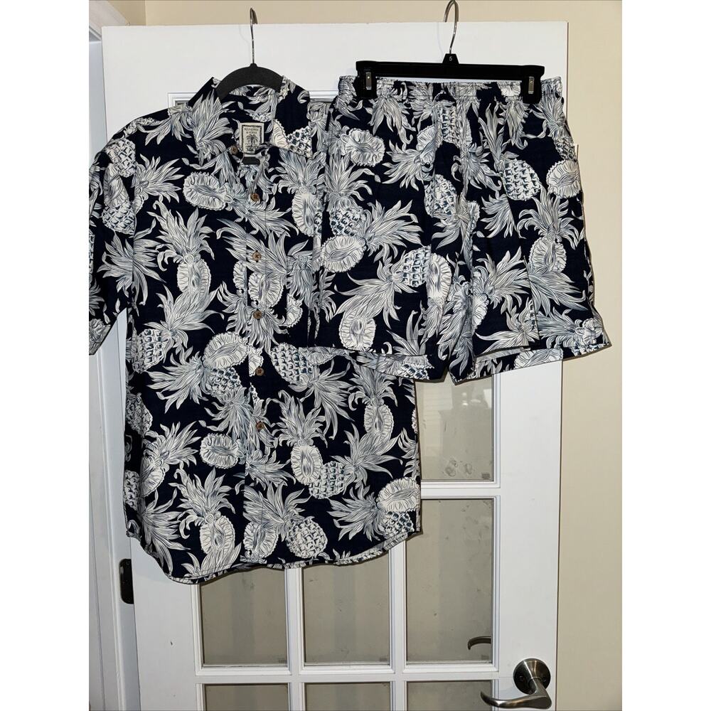 Roundtree & Yorke men’s 2 piece set- swim shorts hawaiian shirt MED print